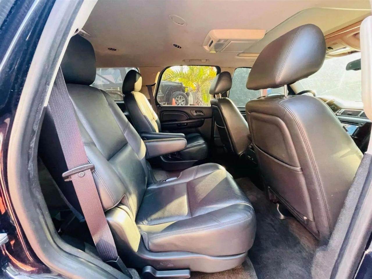 GMC Yukon Denali 4WD 2012