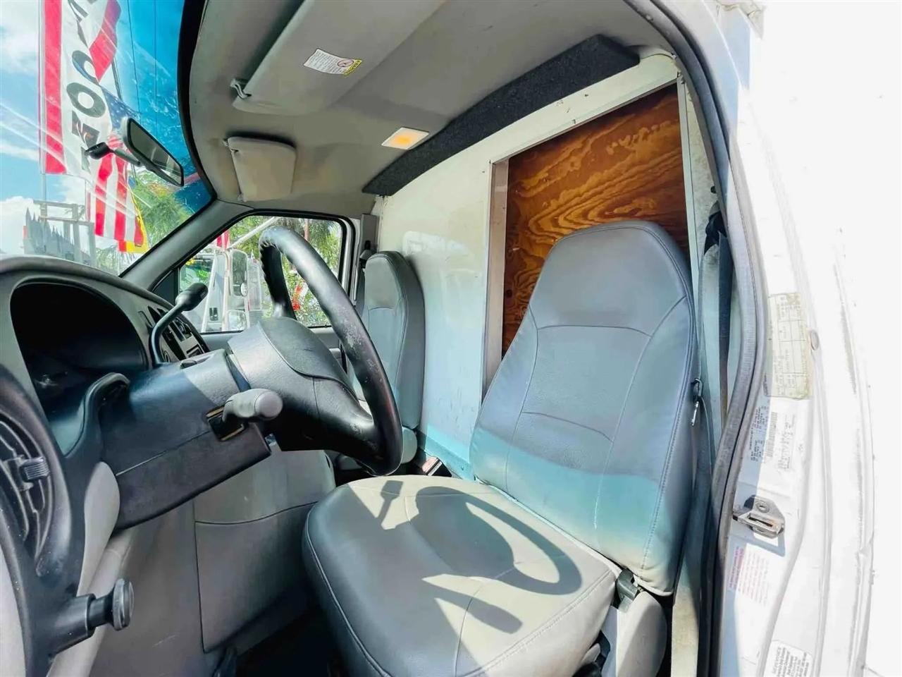 Ford Econoline E-450 2000