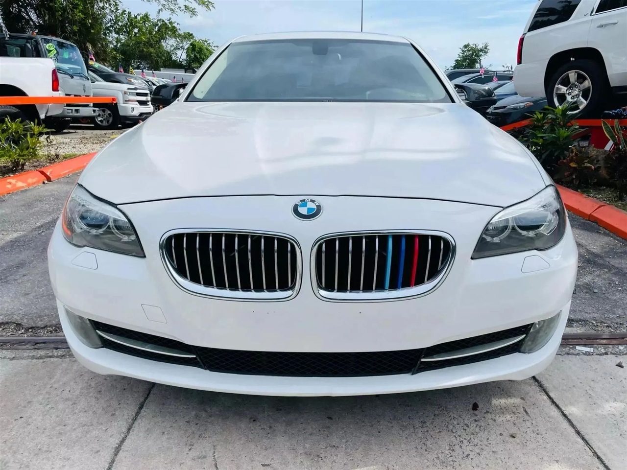 BMW 5-Series 528i 2015
