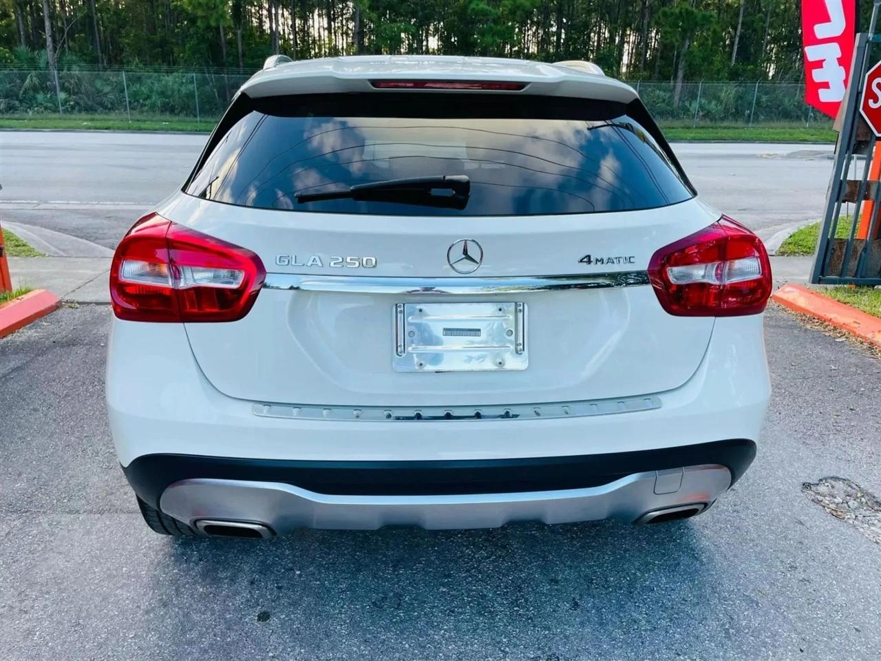 Mercedes-Benz GLA-Class GLA250 4MATIC 2018