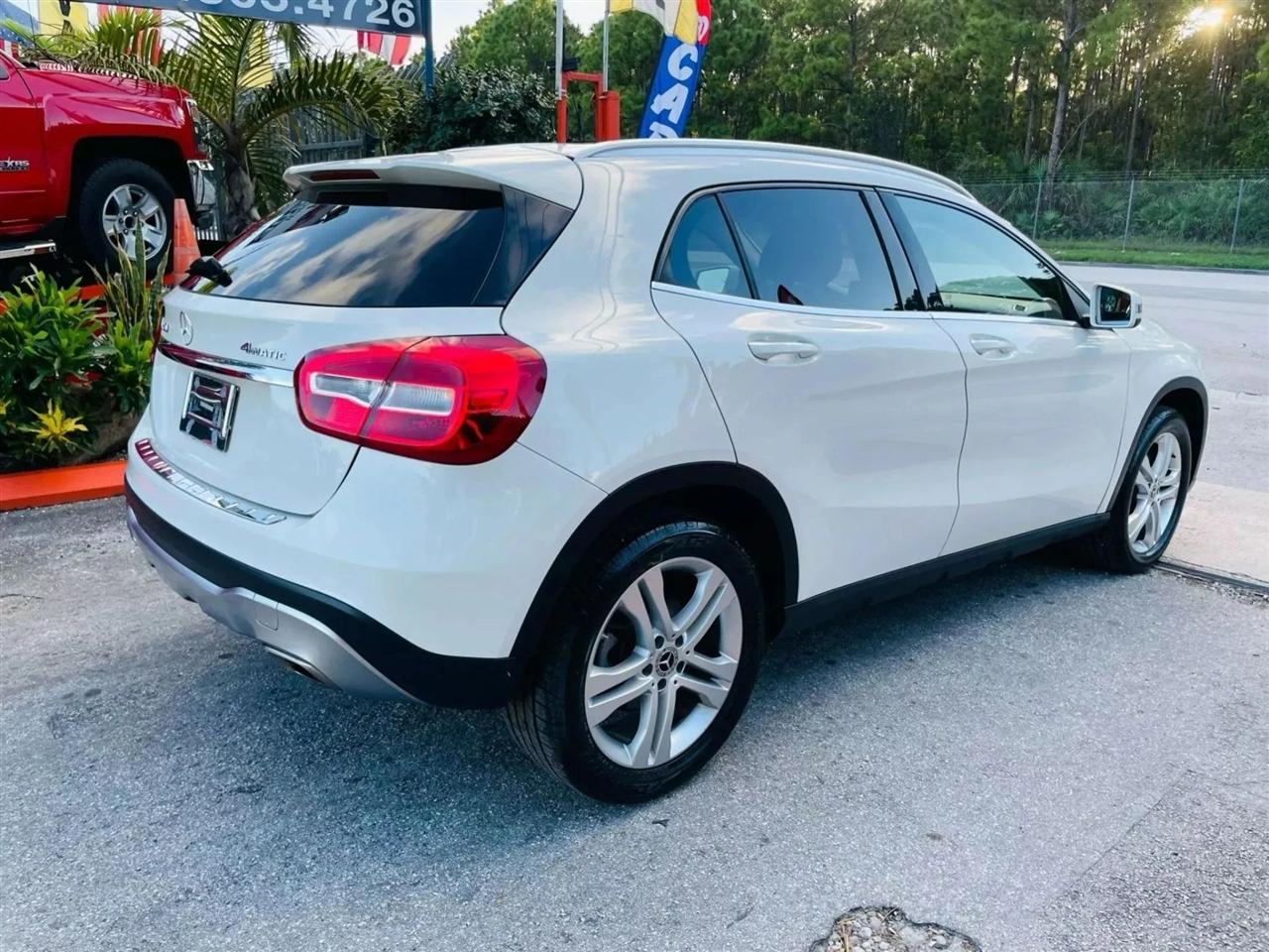 Mercedes-Benz GLA-Class GLA250 4MATIC 2018