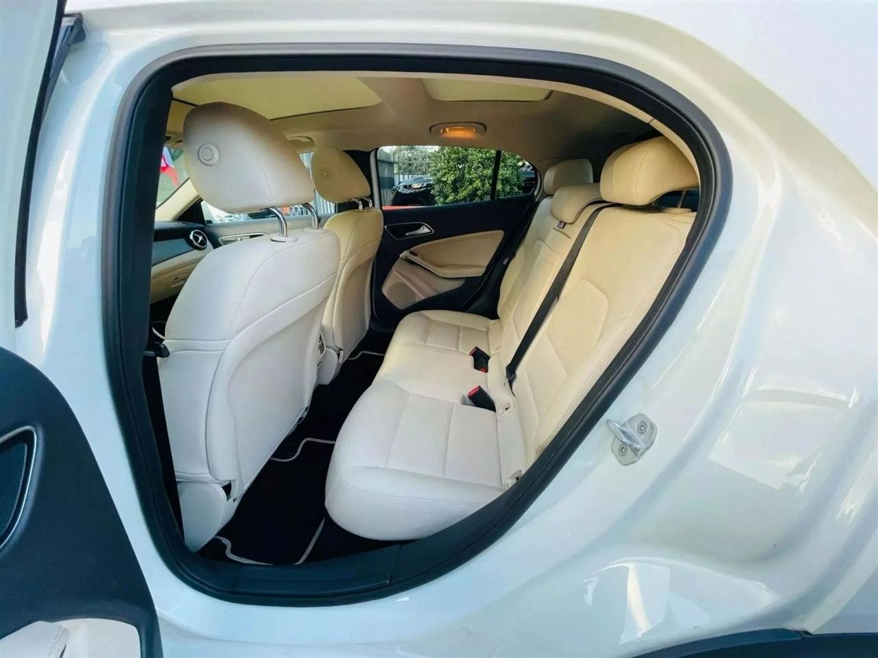 Mercedes-Benz GLA-Class GLA250 4MATIC 2018