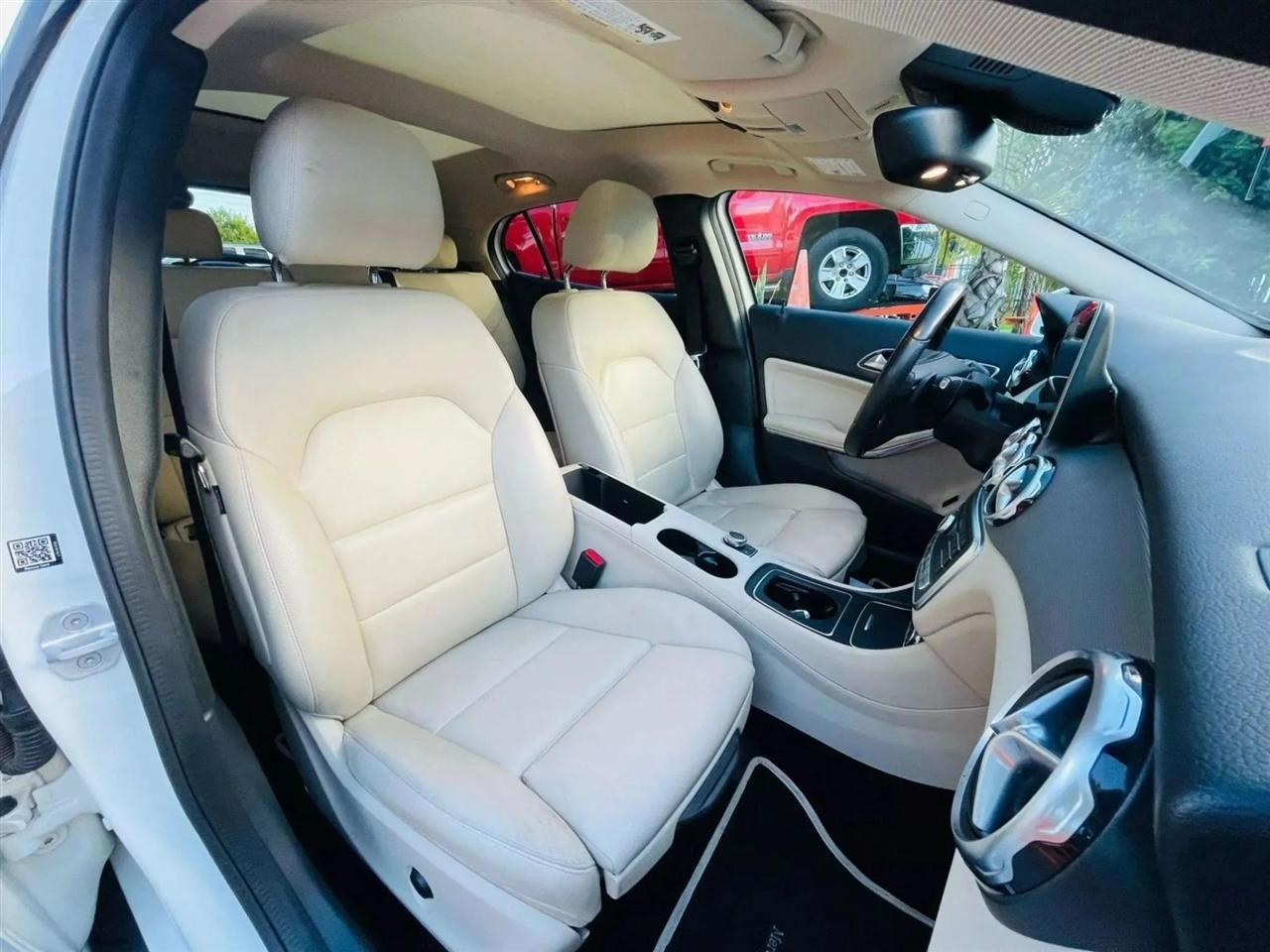 Mercedes-Benz GLA-Class GLA250 4MATIC 2018