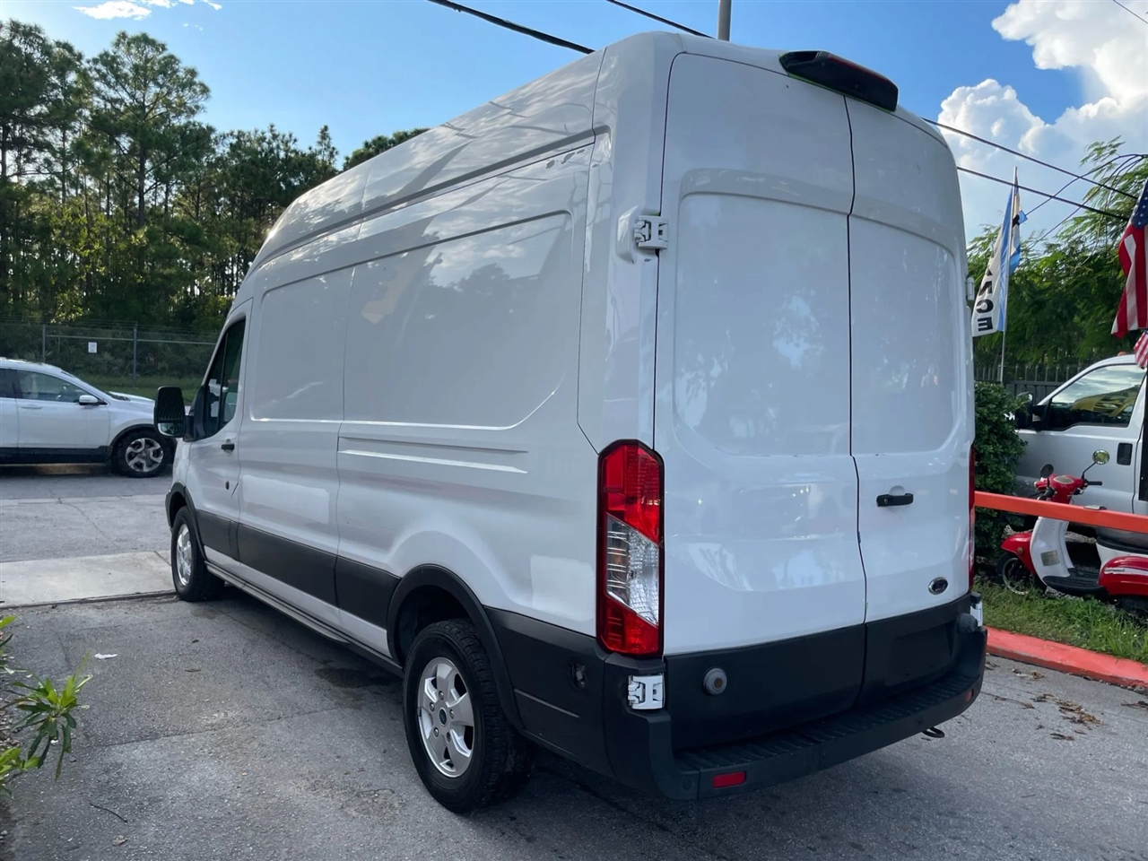 Ford Transit 250 Van High Roof w/Sliding Pass. 148-in. WB 2019 Ford Transit 250 Van High Roof w/Sliding Pass. 148-in. WB 2019