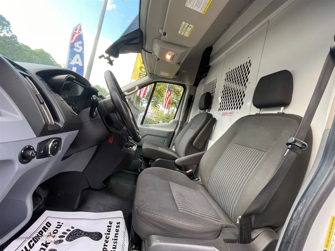 Ford Transit 250 Van High Roof w/Sliding Pass. 148-in. WB 2019 Ford Transit 250 Van High Roof w/Sliding Pass. 148-in. WB 2019