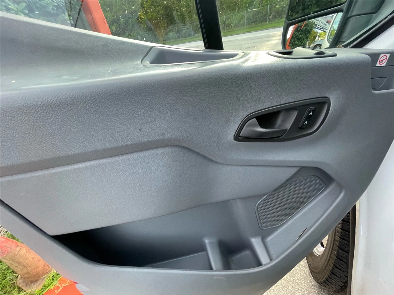 Ford Transit 250 Van High Roof w/Sliding Pass. 148-in. WB 2019 Ford Transit 250 Van High Roof w/Sliding Pass. 148-in. WB 2019