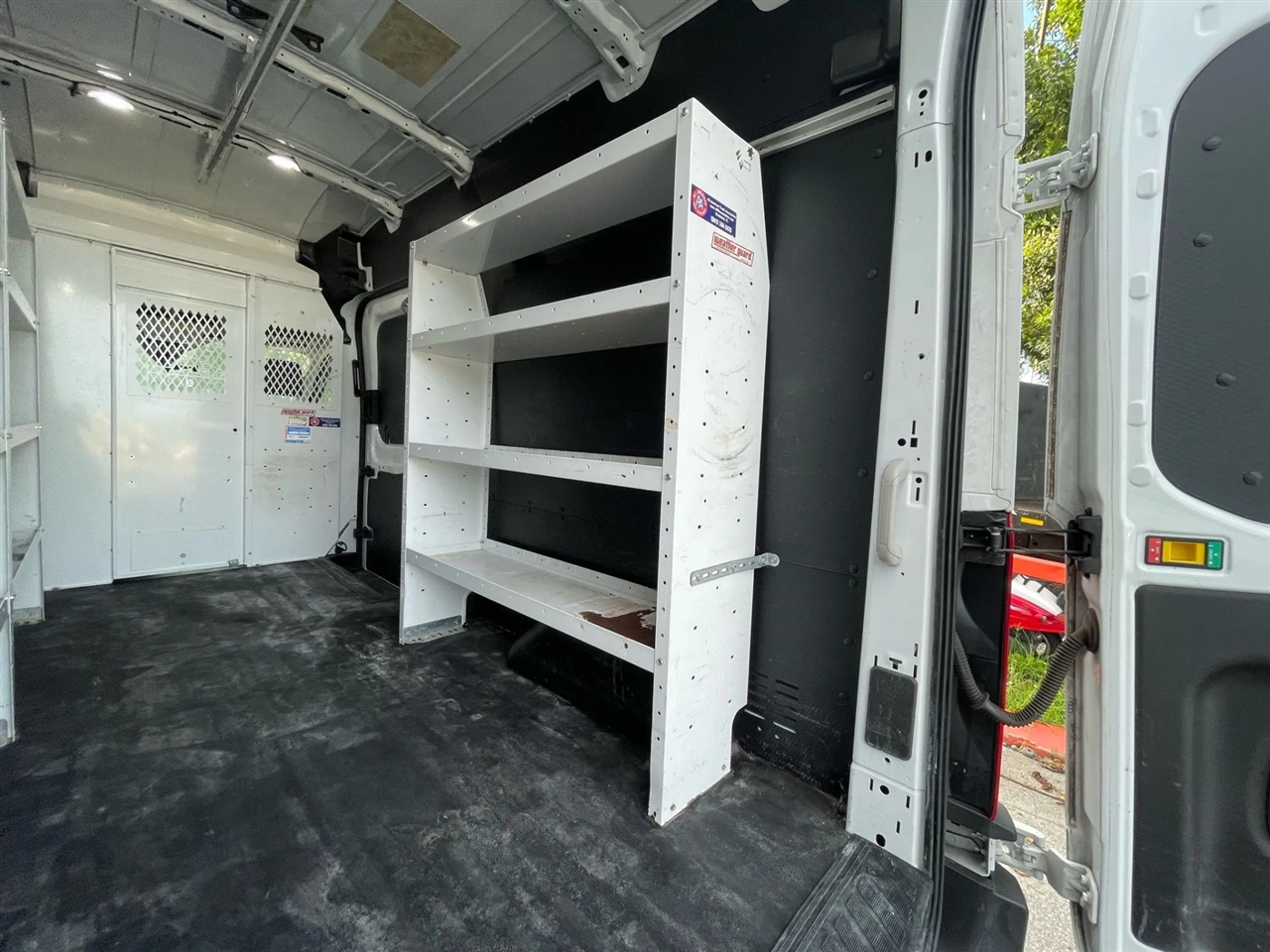 Ford Transit 250 Van High Roof w/Sliding Pass. 148-in. WB 2019 Ford Transit 250 Van High Roof w/Sliding Pass. 148-in. WB 2019