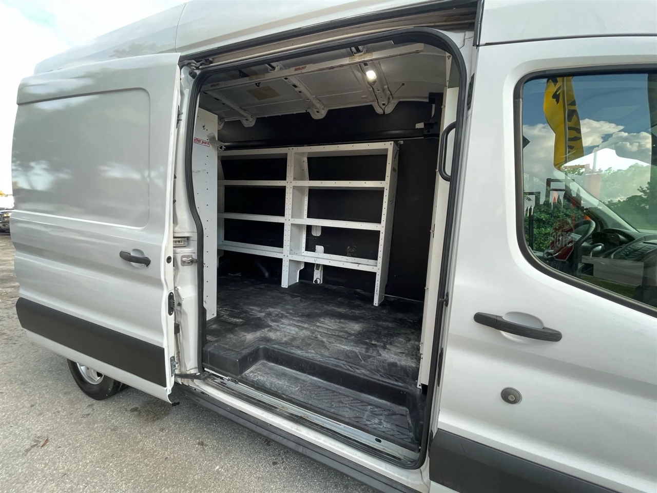 Ford Transit 250 Van High Roof w/Sliding Pass. 148-in. WB 2019 Ford Transit 250 Van High Roof w/Sliding Pass. 148-in. WB 2019