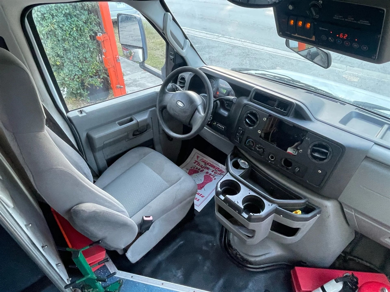 Ford Econoline E450 2014