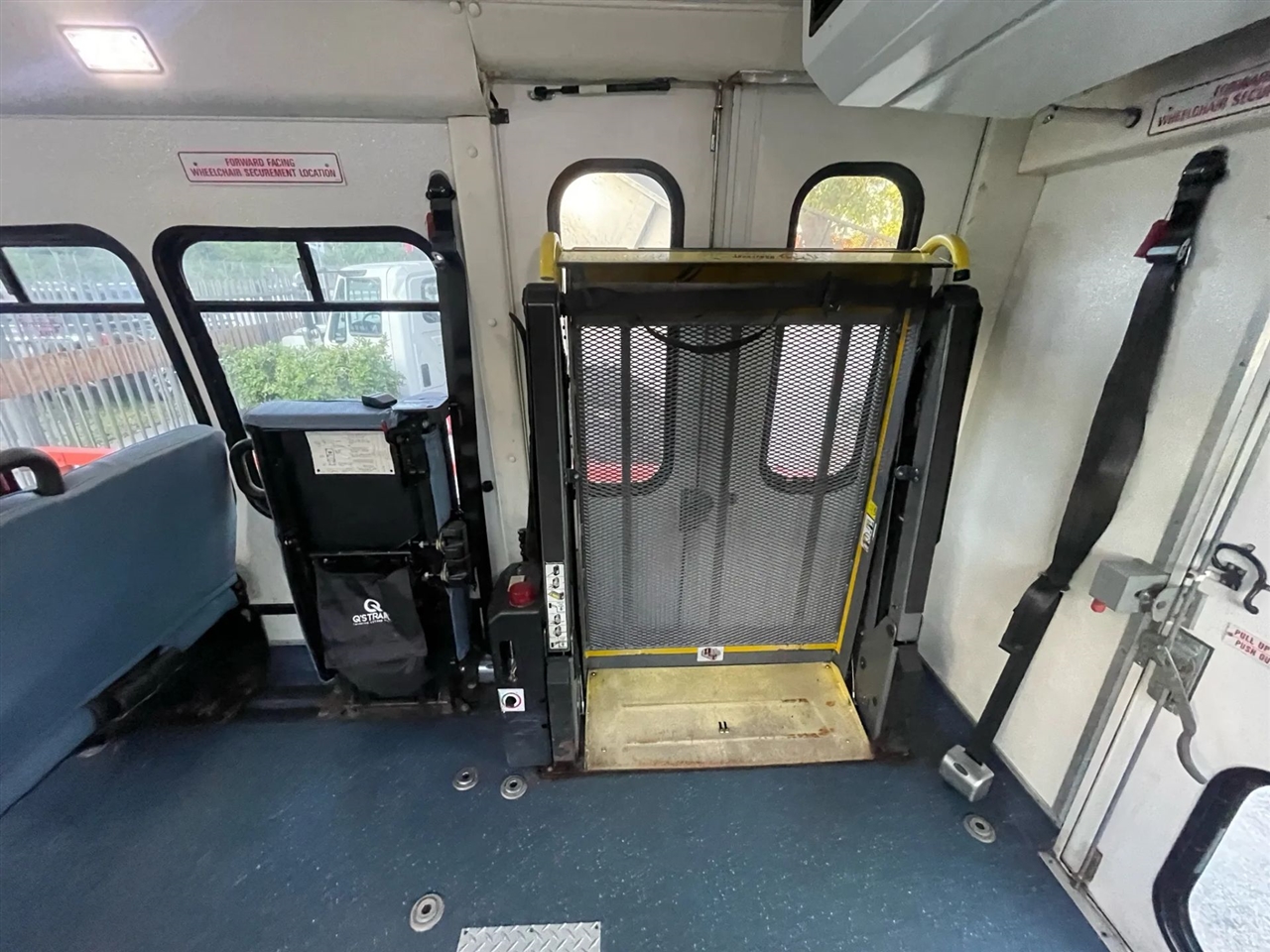 Ford Econoline E450 2014