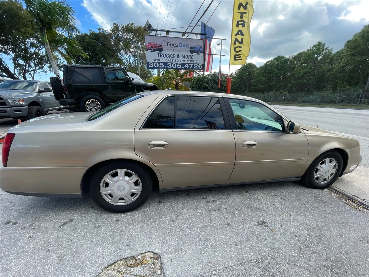 Cadillac DeVille Sedan 2005