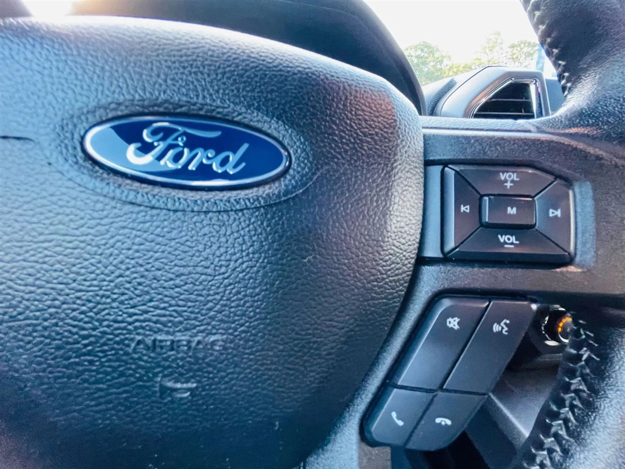 Ford F-150 XLT SuperCrew 5.5-ft. Bed 2WD 2017