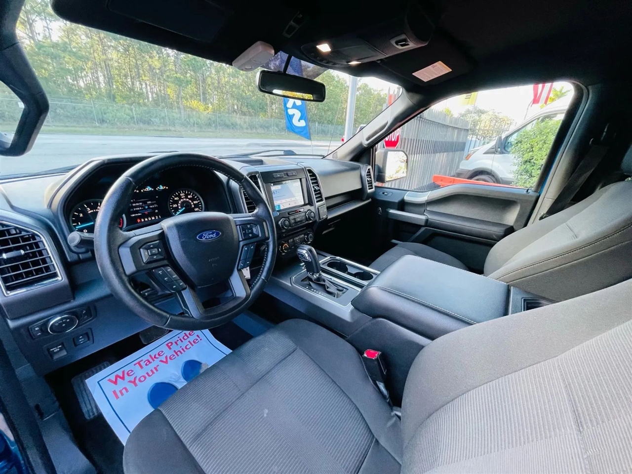 Ford F-150 XLT SuperCrew 5.5-ft. Bed 2WD 2017