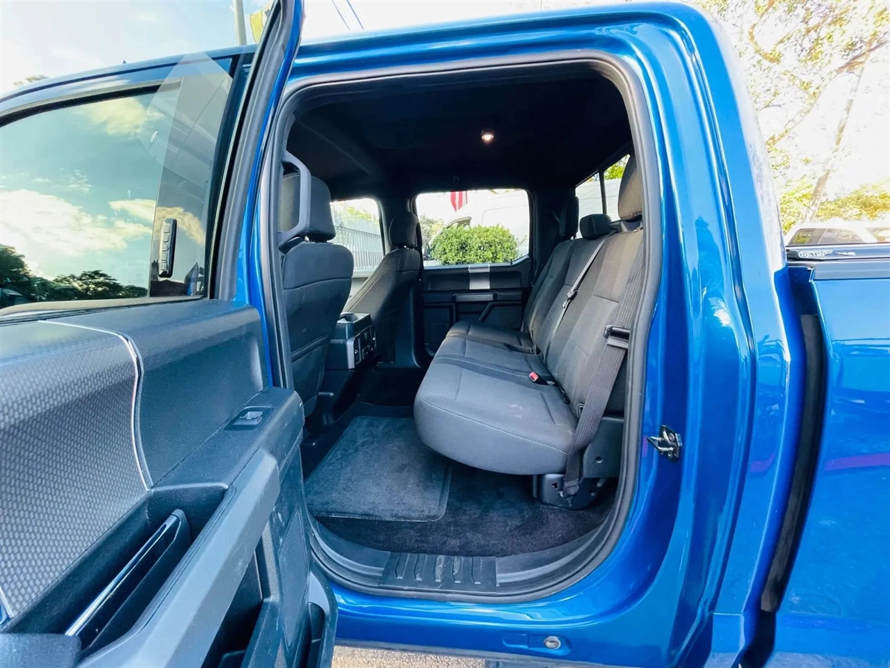 Ford F-150 XLT SuperCrew 5.5-ft. Bed 2WD 2017