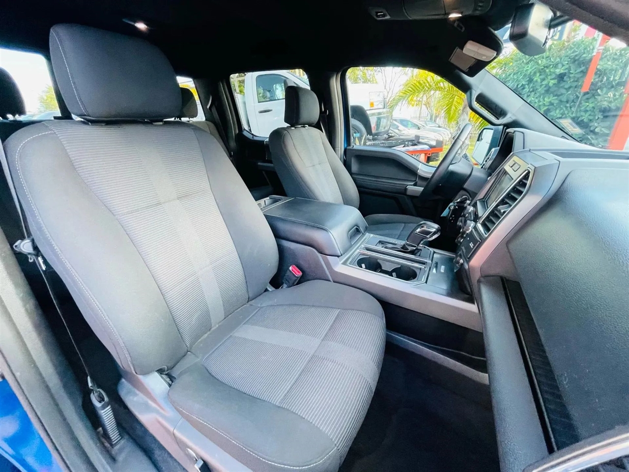 Ford F-150 XLT SuperCrew 5.5-ft. Bed 2WD 2017