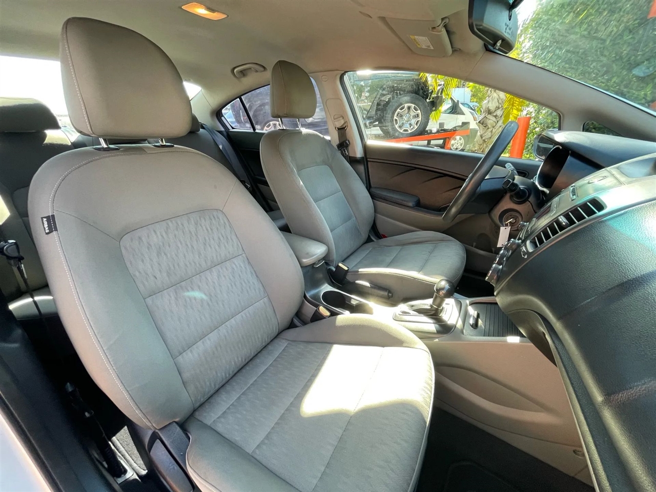 Kia Forte LX A6 2014