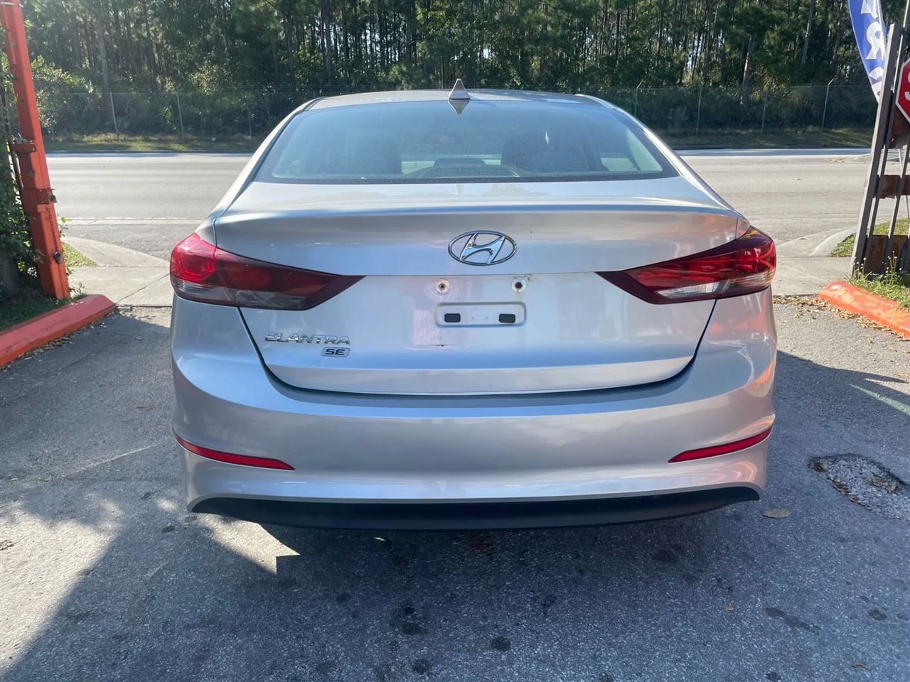 Hyundai Elantra SE 6AT 2017