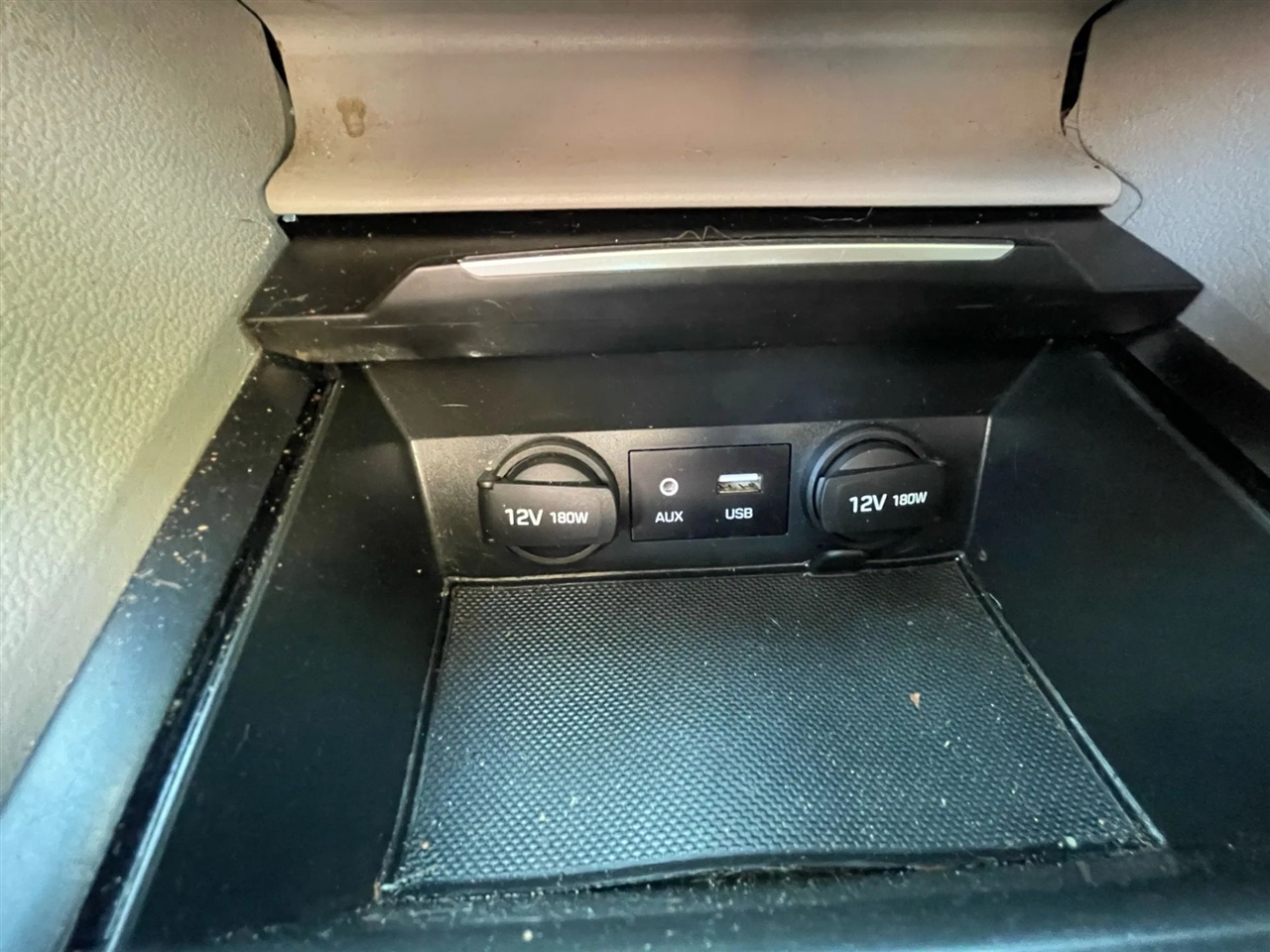 Hyundai Elantra SE 6AT 2017