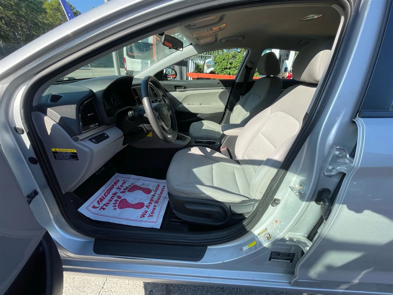 Hyundai Elantra SE 6AT 2017