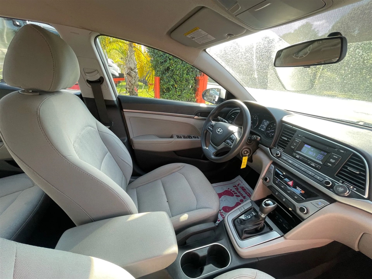 Hyundai Elantra SE 6AT 2017