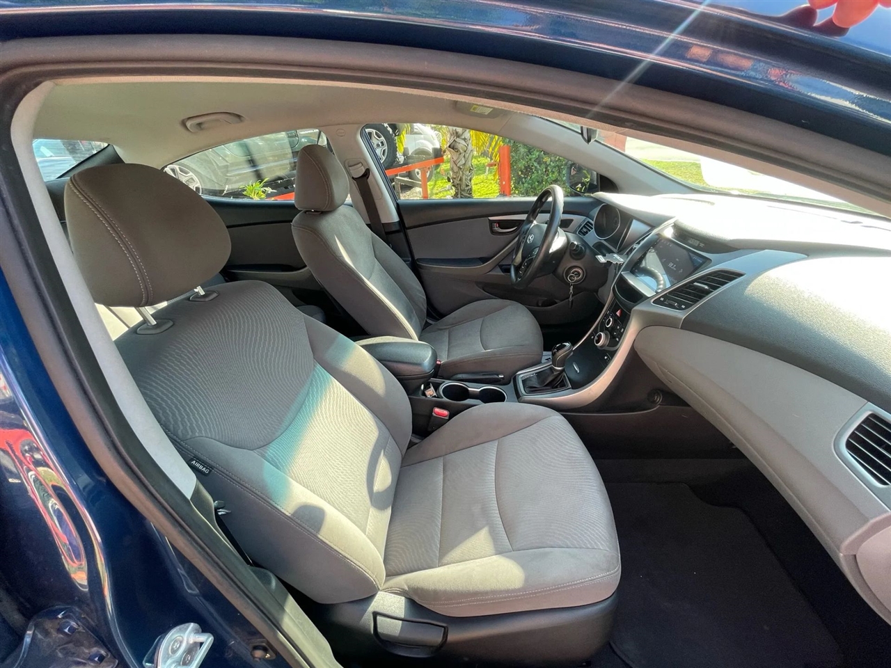 Hyundai Elantra Limited 2014