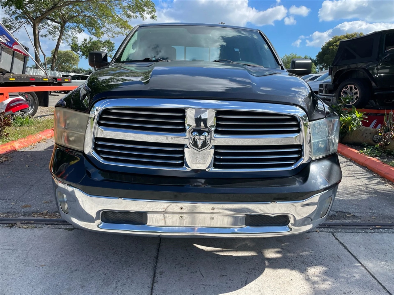 RAM 1500 SLT Quad Cab 2WD 2015