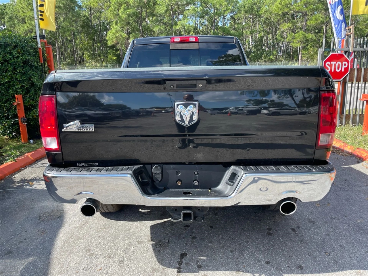 RAM 1500 SLT Quad Cab 2WD 2015