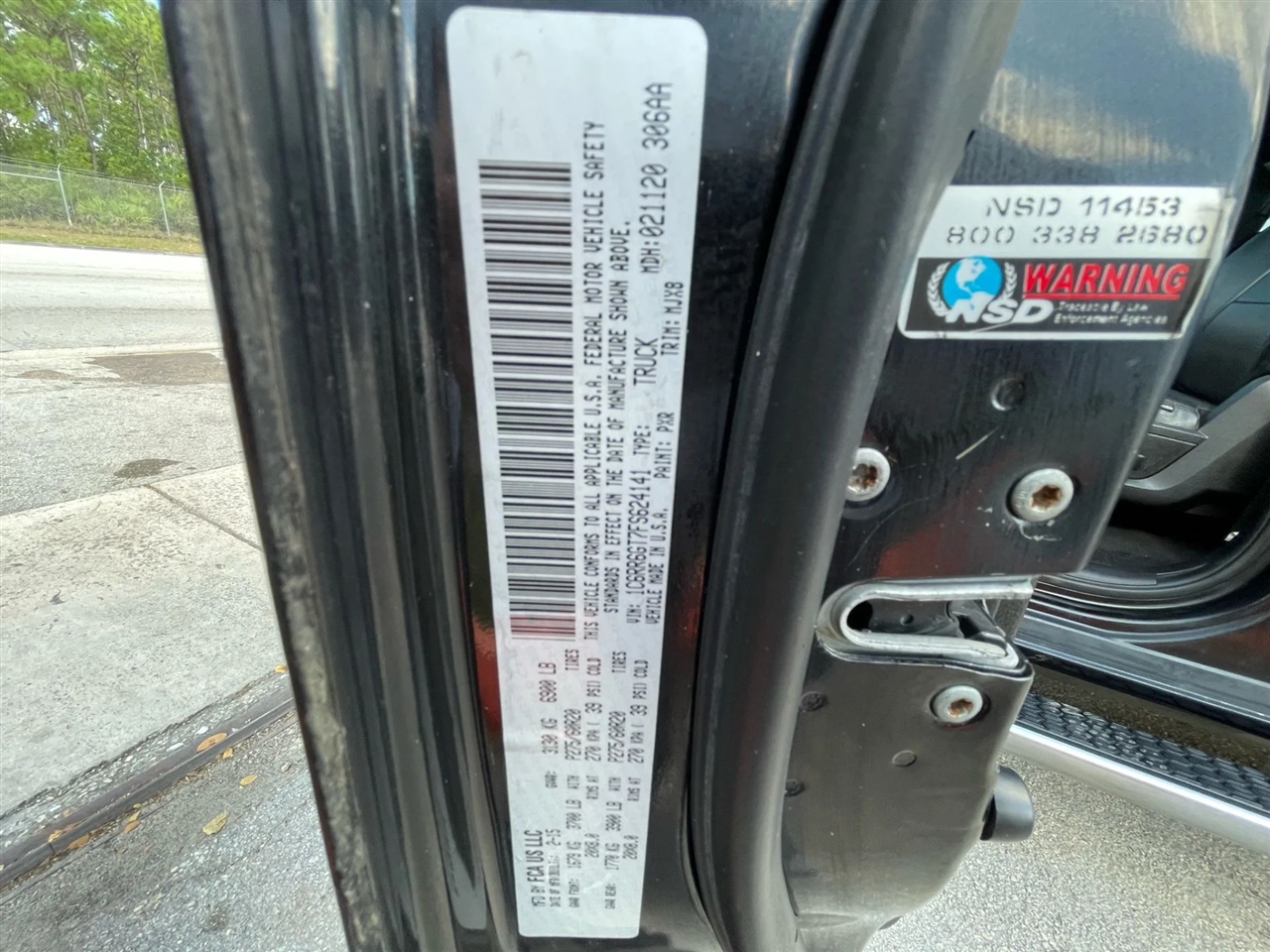 RAM 1500 SLT Quad Cab 2WD 2015