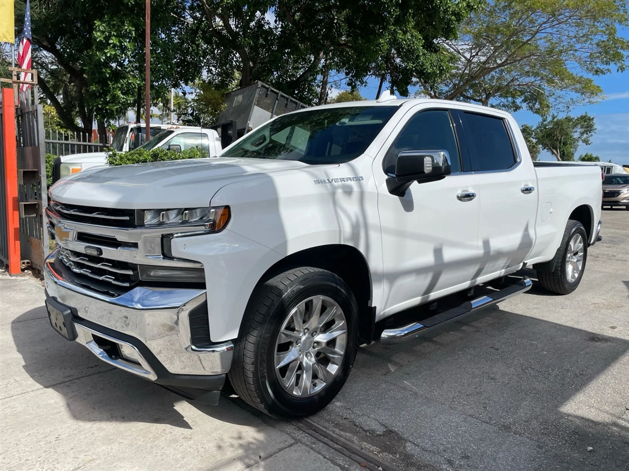 Chevrolet Silverado 1500 LTZ Crew Cab 4WD 2021