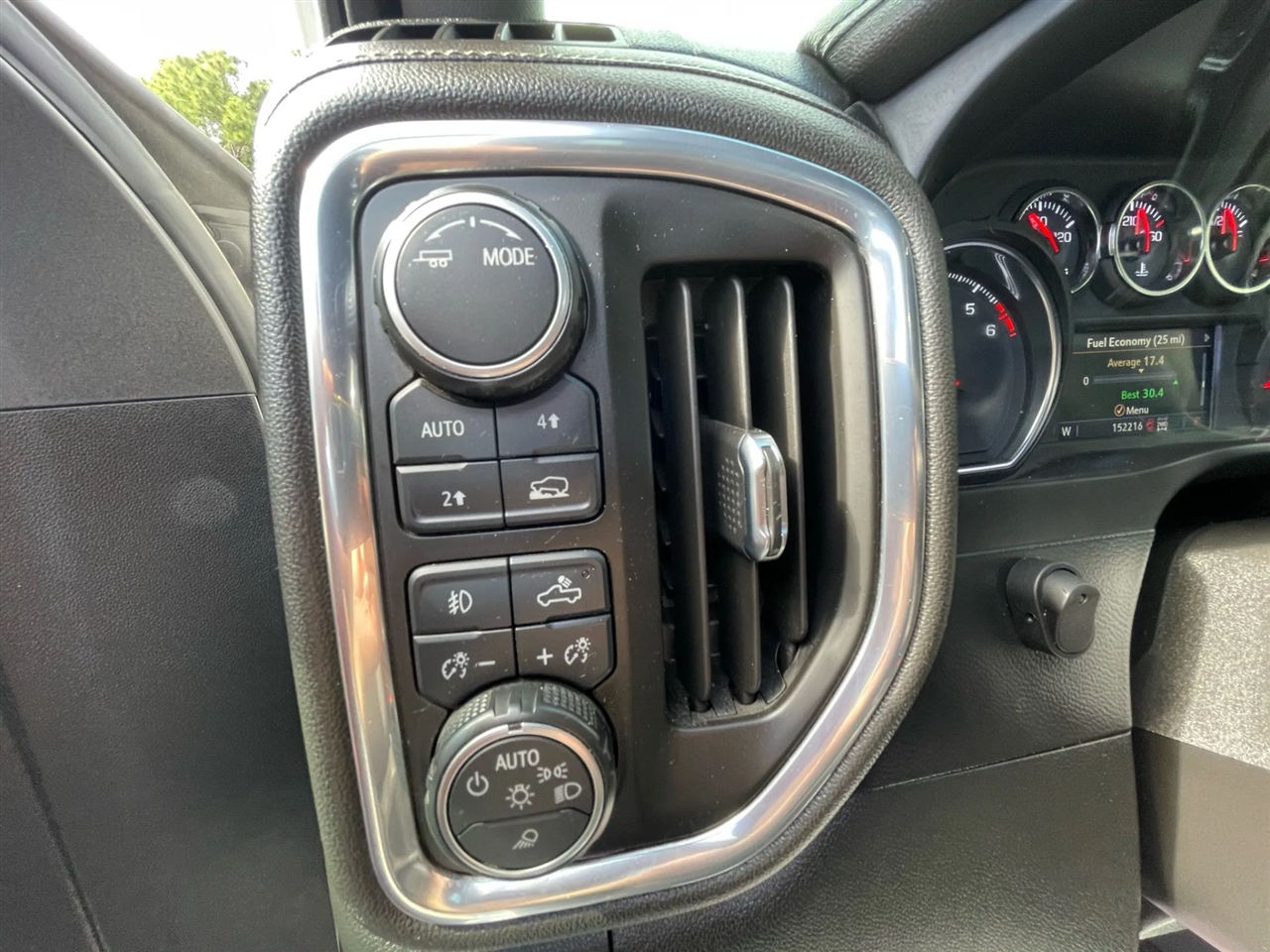 Chevrolet Silverado 1500 LTZ Crew Cab 4WD 2021