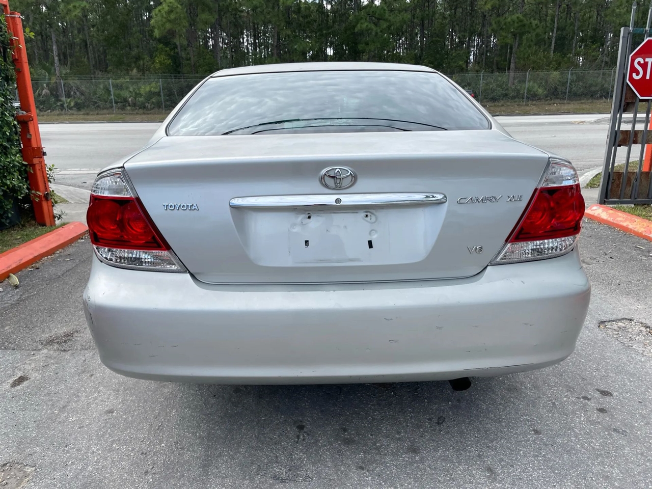 Toyota Camry XLE V6 2006