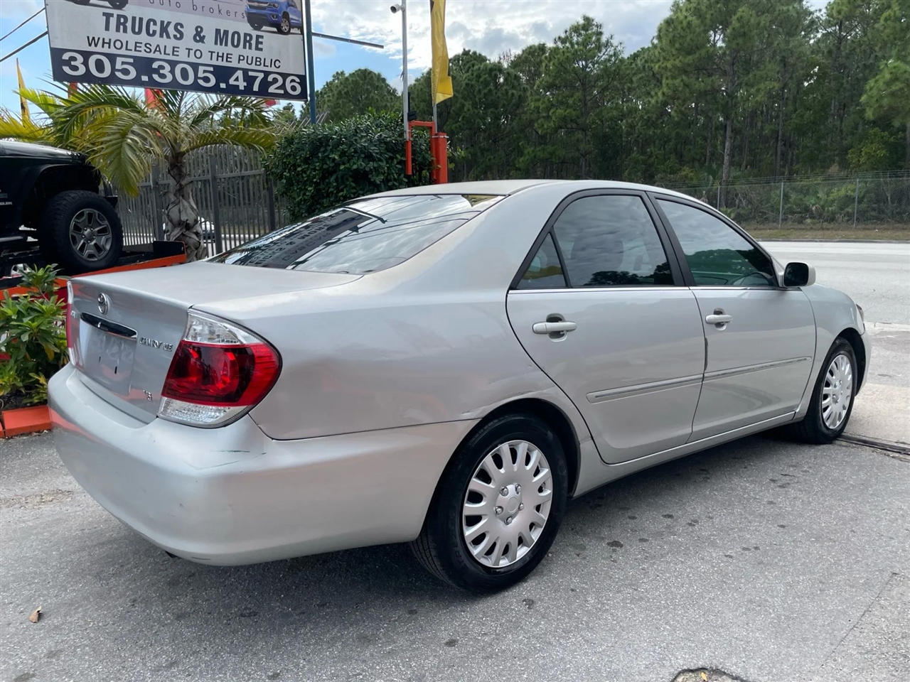 Toyota Camry XLE V6 2006