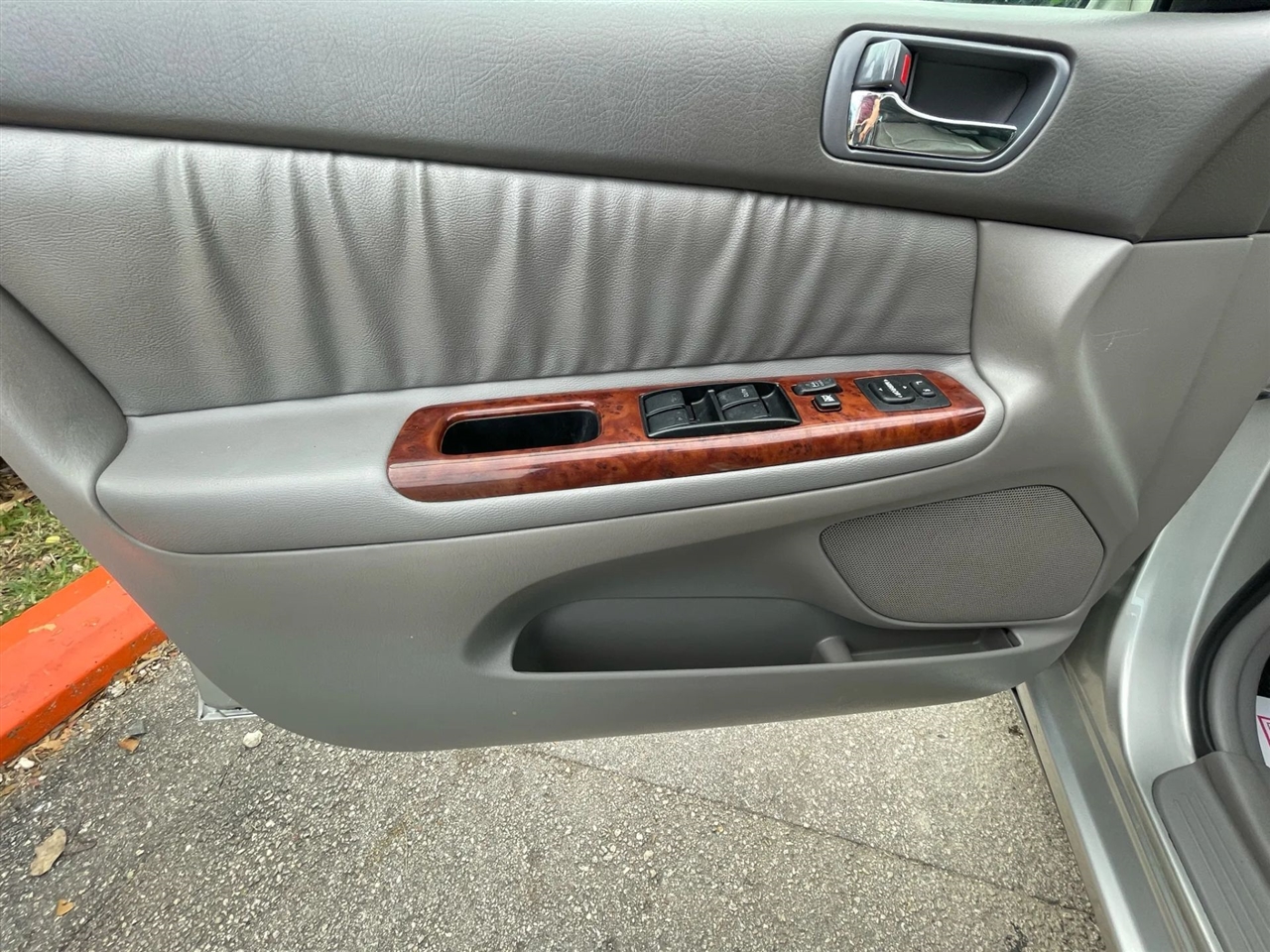 Toyota Camry XLE V6 2006