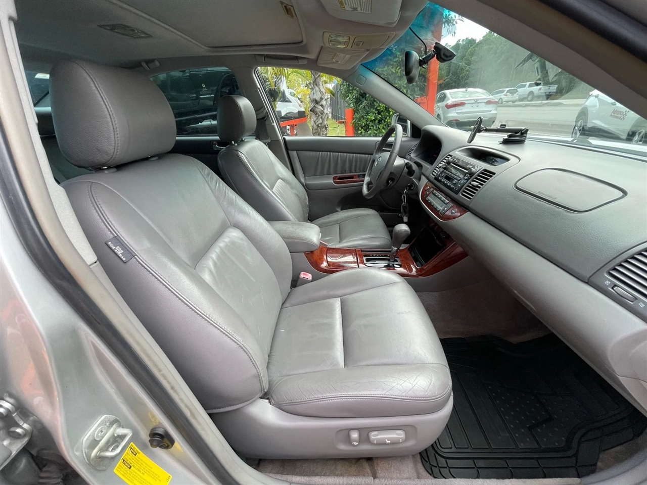 Toyota Camry XLE V6 2006