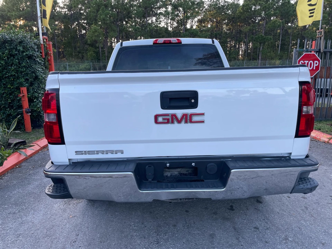 GMC Sierra 1500 Base Crew Cab 4WD 2014