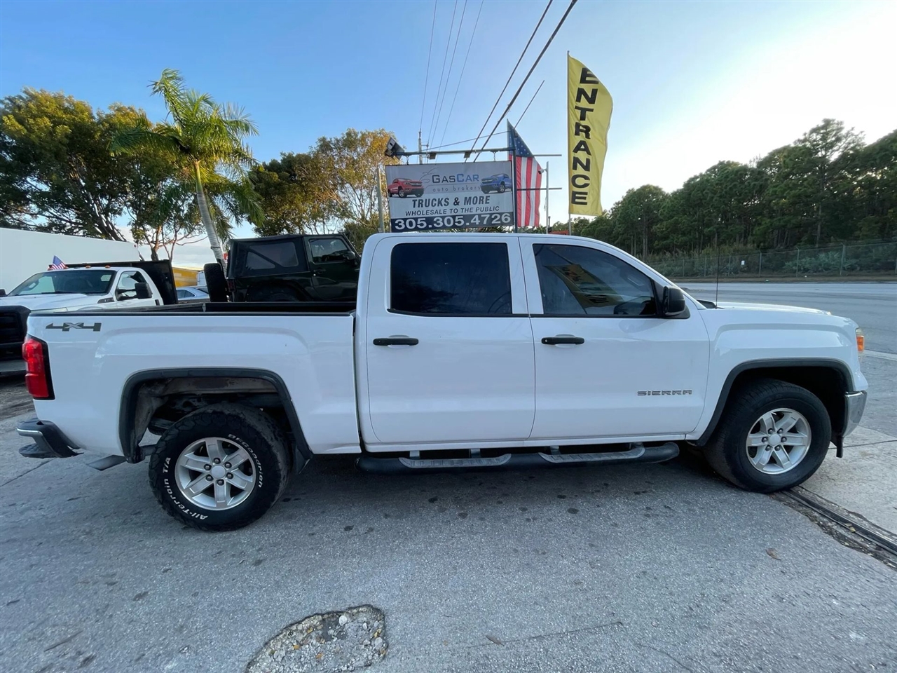GMC Sierra 1500 Base Crew Cab 4WD 2014