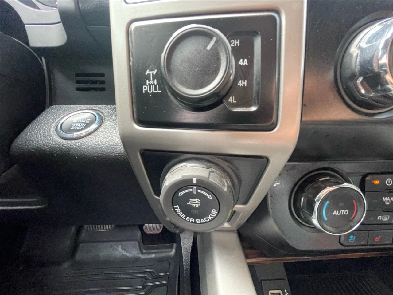 Ford F-150 Lariat SuperCrew 5.5-ft. Bed 4WD 2019