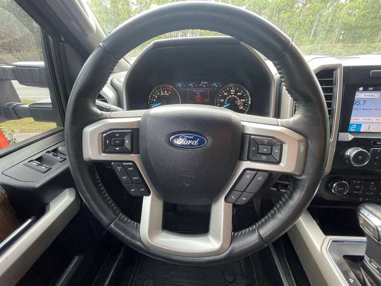Ford F-150 Lariat SuperCrew 5.5-ft. Bed 4WD 2019