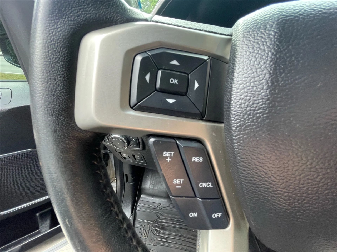 Ford F-150 Lariat SuperCrew 5.5-ft. Bed 4WD 2019