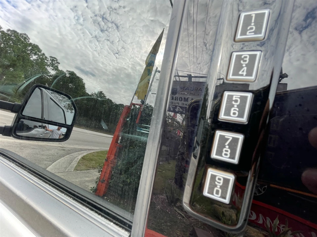 Ford F-150 Lariat SuperCrew 5.5-ft. Bed 4WD 2019