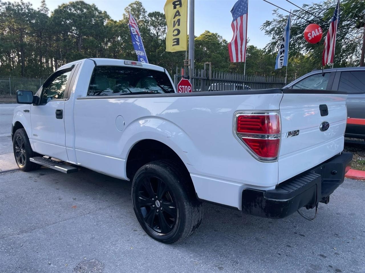 Ford F-150 XL 8-ft. Bed 2WD 2014