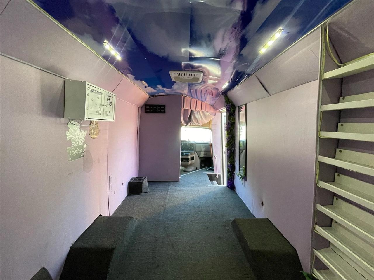 Ford Econoline E350 2011