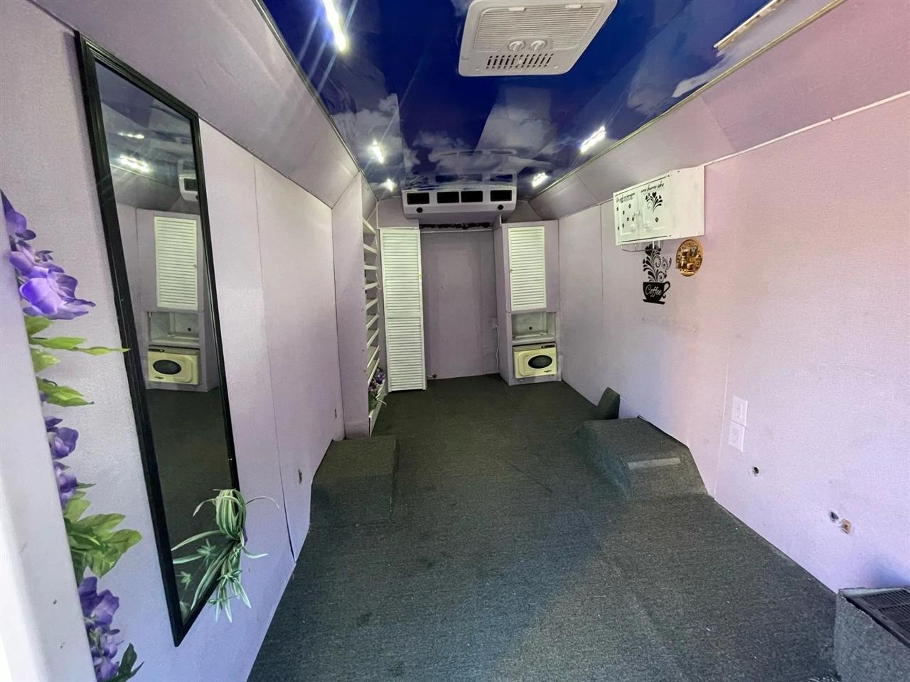 Ford Econoline E350 2011