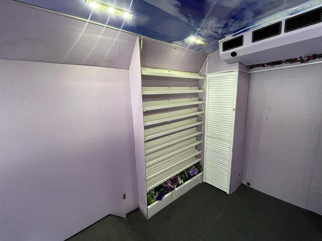 Ford Econoline E350 2011