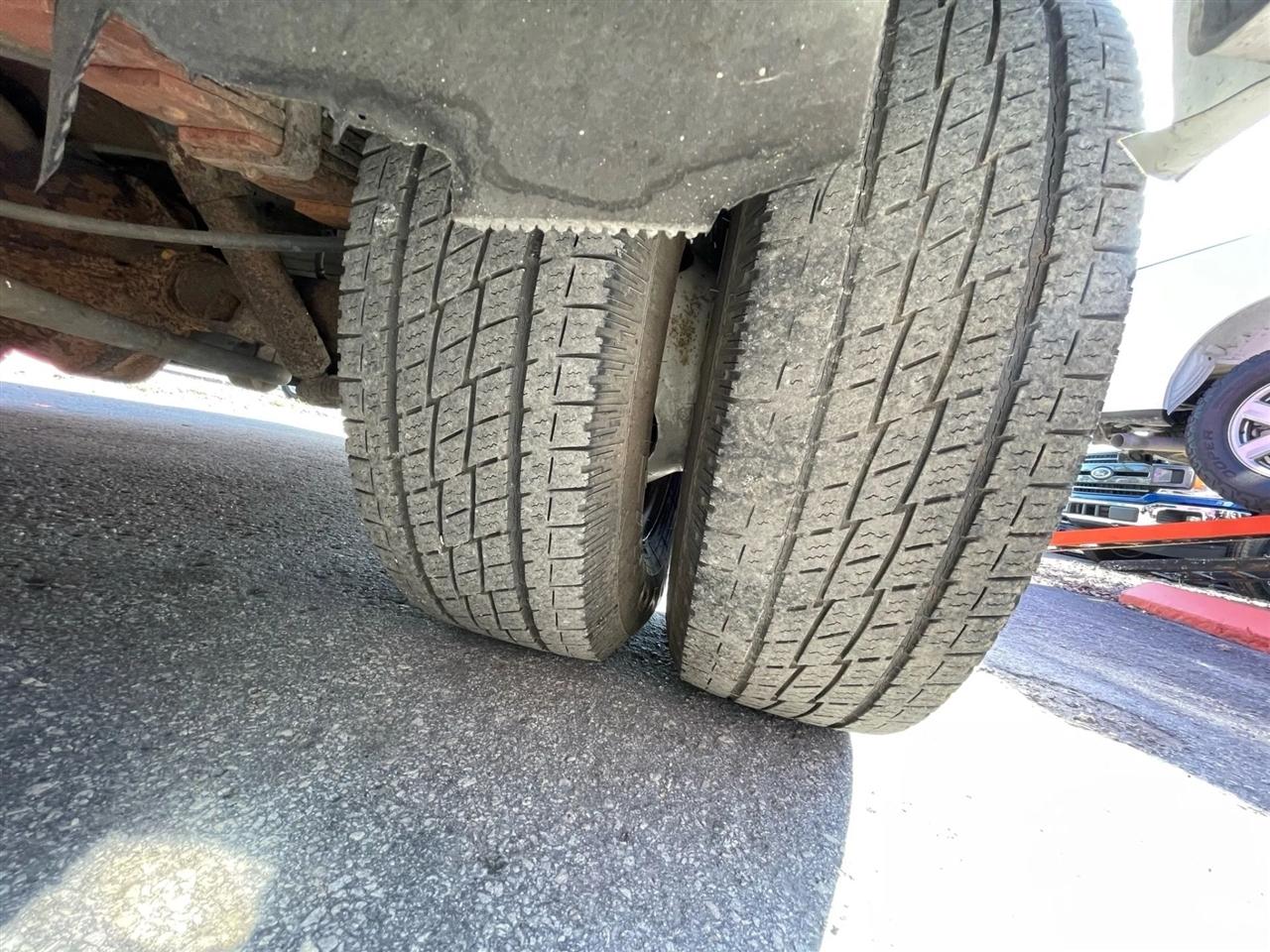 Ford Econoline E350 2011