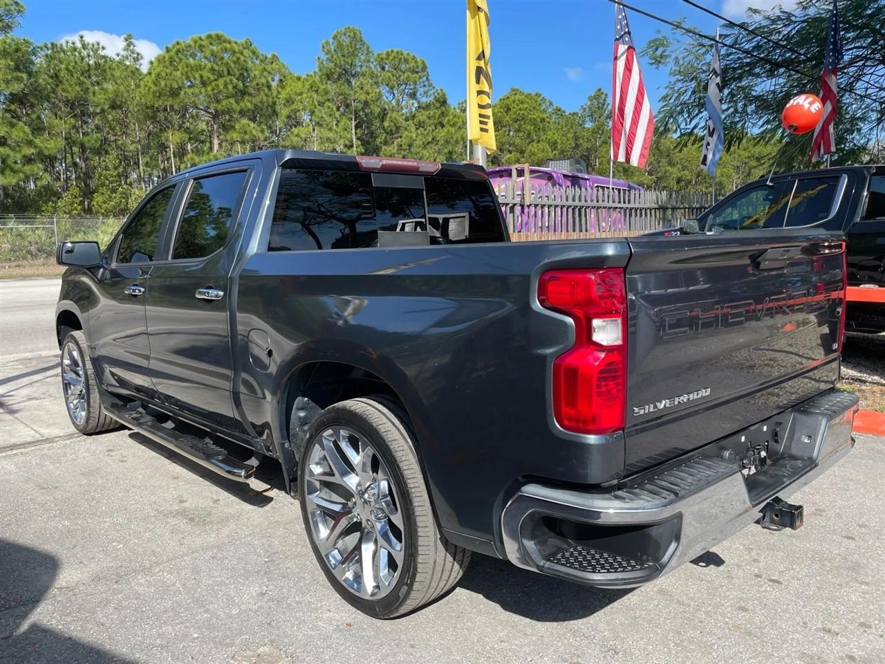 Chevrolet Silverado 1500 LT Crew Cab 2WD 2019