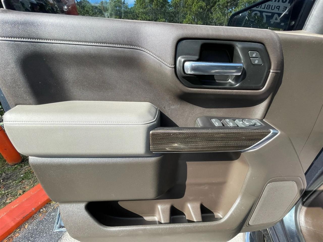 Chevrolet Silverado 1500 LT Crew Cab 2WD 2019