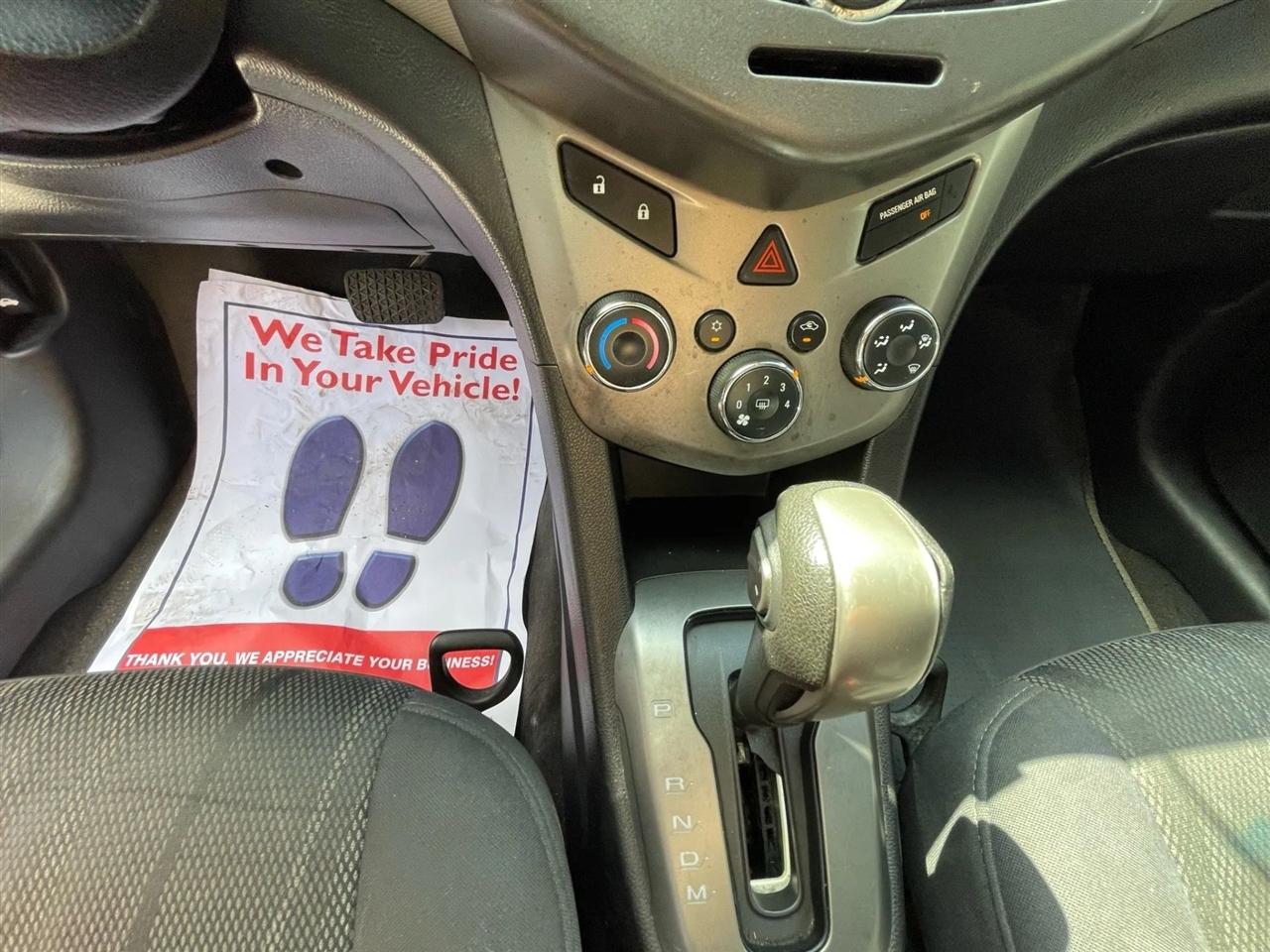 Chevrolet Sonic 2LT Sedan 2012