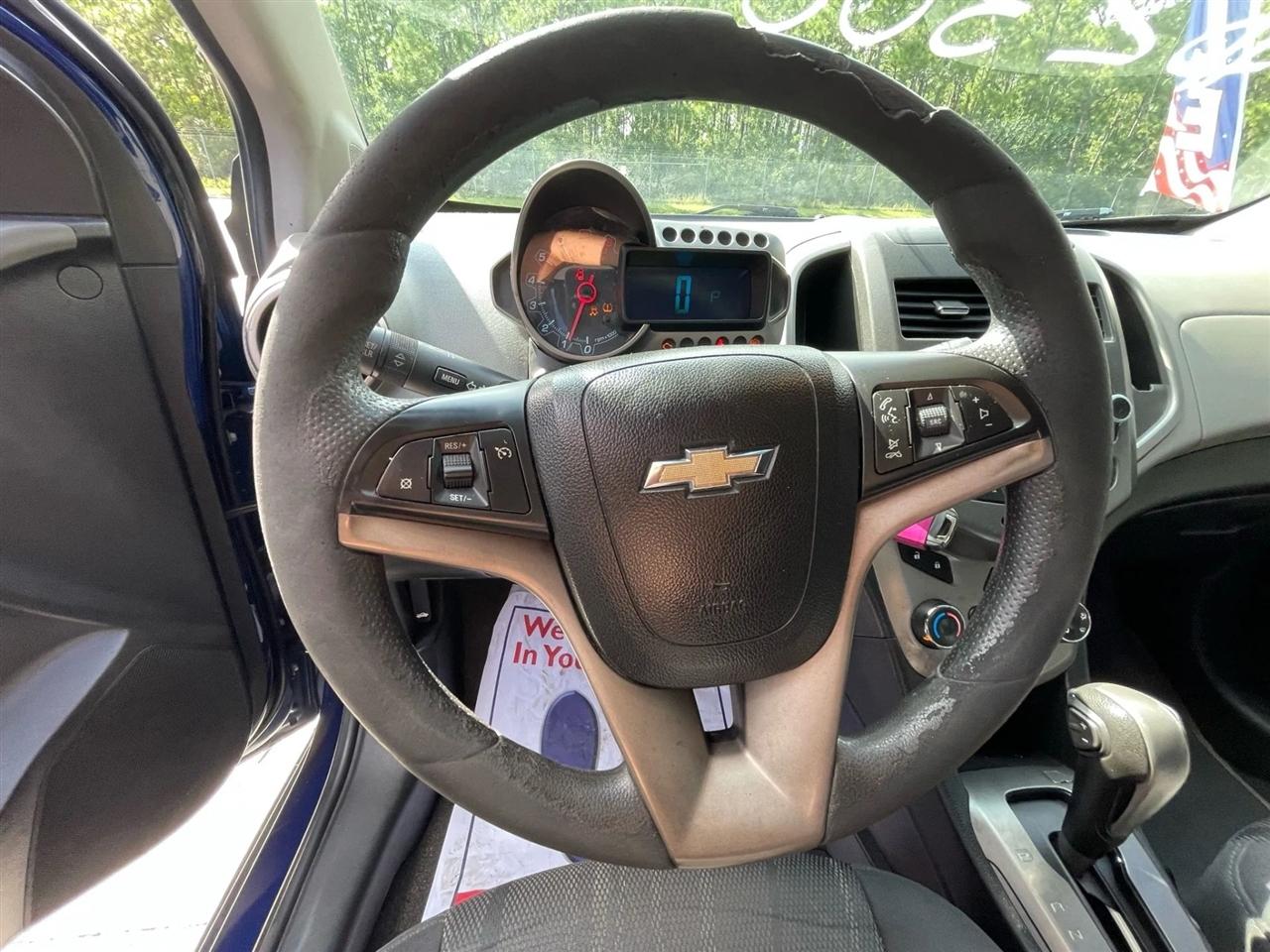 Chevrolet Sonic 2LT Sedan 2012