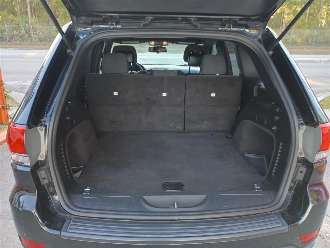 Jeep Grand Cherokee Laredo 2WD 2015